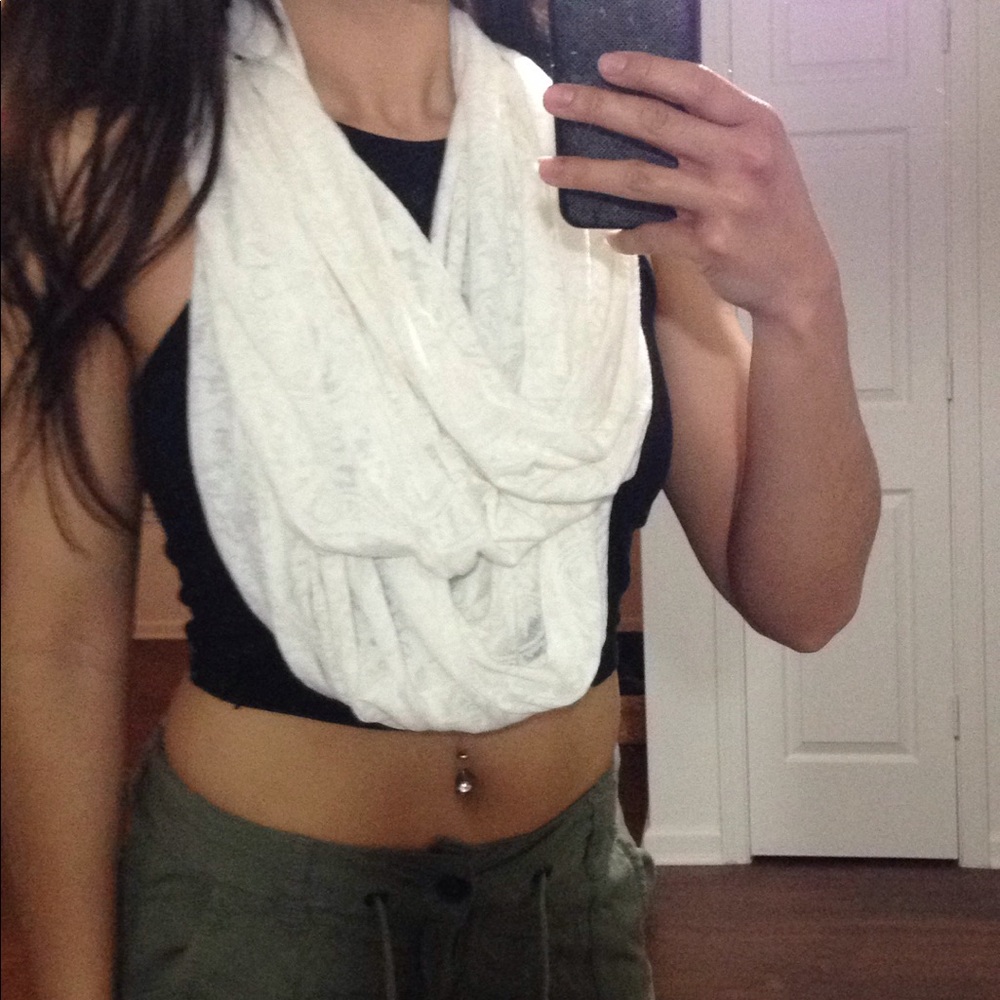 Cream Colored Scarf